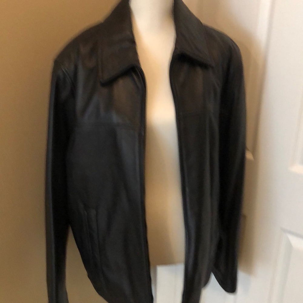 Tommy Hilfiger men's black leather jacket